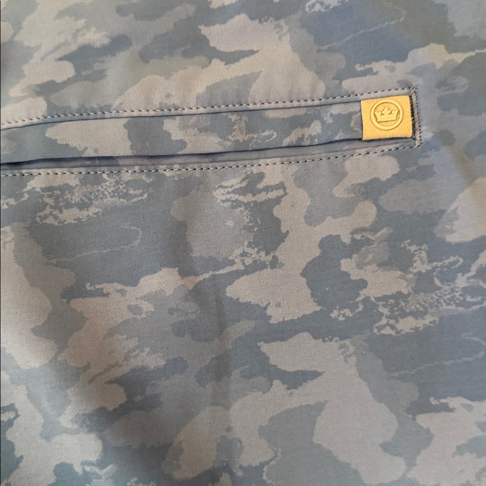 Peter Millar Shorts Mens SZ 42 Camo Blue Flat Front Casual Outdoors/golf shorts - Picture 4 of 7